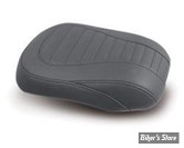- SELLE MUSTANG - TRIPPER TR - DYNA 06UP - TUCK'N ROLL - NOIR :  POUF PASSAGER  - 76749