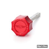 DOC A / PIÈCE N° 56 - JAUGE D'HUILE - OEM 37065-06 / 62700291 - FIGURATI DESIGN - ALUMINIUM - FINITION : ROUGE ROND - FDP01-TRSM8-SM-R 