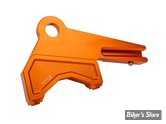 - SUPPORT ARRIÈRE D'ETRIER RADIAL - SOFTAIL 2018UP - REAR RADIAL CALIPER BRACKET ASSEMBLY 300MM - ANODISE ORANGE - SRCMO01