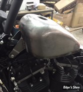 RESERVOIR D'ESSENCE - 2.4 GALLONS / 8.70 LITRES - SPORTSTER 07/22 - OEM 00000-00 - 2.4 Gallon Gas TanK