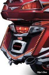 ENJOLIVEURS A LED DE CARÉNAGE ARRIÈRE - KURYAKYN - HONDA GOLDWING 1800 - Kuryakyn L.E.D. Vertical Rear Light Strips 12-17 GL1800 - CHROME - KUR3237 / 3237