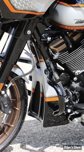SPOILER - CULT WERK - TOURING MILWAUKEE-EIGHT® FLHX 21UP - Cult-Werk  Frame Cover "Custom" - A PEINDRE - HD-TOU040