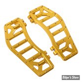 - ECLATE Y - PIECE N° 01 -  KIT PLATEFORMES THRASHIN SUPPLY CO - AGGRESSOR - POUR CONDUCTEUR FINITION : OR - TSC-2219-5