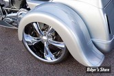 GARDE BOUE ARRIERE - TRIKE HD STREET GLIDE FLHXX / TRI-GLIDE FLHTCUTG - PAUL YAFFE'S BAGGER NATION - Garde-boue Swoop Trike - CÔTÉ GAUCHE - PYO:BWTF-L