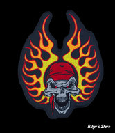 ECUSSON/PATCH - LETHAL THREAT - LT FLAME BANDANA SKULL - TAILLE : 5.75" X 5.25" ( 14.60 CM X 13.33 CM )