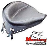 SELLE MUSTANG VINTAGE WIDE STUDDED