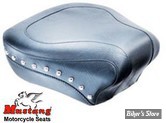 SELLE MUSTANG VINTAGE WIDE STUDDED: POUF