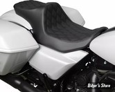 - SELLE DRAG SPECIALTIES - Predator III 2 UP Seat - TOURING 2023UP - FINITION : NOIR / DOUBLE DIAMOND - COUTURES : NOIRE - 4690B