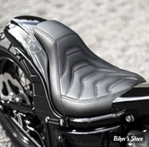 - GARDE BOUE ARRIERE - POUR SOFTAIL MILWAUKEE-EIGHT® FXBB / FXFB / FXLR / FLSL / FLDE / FLHC - KILLER KUSTOM - "BOBBSTR" : SELLE OPTIONNELLE - PREDATOR