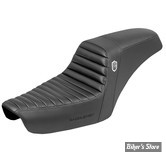 -  SELLE SADDLEMAN - DYNA 99/03 - SEAT PRO SERIE SDC GRIPPER - CARBON TR - NOIR  / COUTURES NOIR - SC89604T