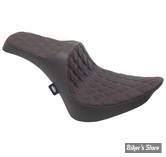 - SELLE DRAG SPECIALTIES - PREDATOR III SEAT - SOFTAIL 84/99 -  DOUBLE DIAMOND  NOIR / COUTURES : ROUGE