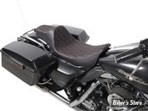 SELLE DRAG SPECIALTIES - PREDATOR III - EXTENDED REACH - TOURING 97/07 - DOUBLE DIAMOND NOIR / COUTURES : ROUGES - 08011371