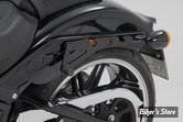 - LH1 / SLH - SACOCHE LATERALE - SW-MOTECH - LH1 - SUPPORT LATÉRAL SLH : KIT DE MONTAGE - SOFTAIL M8 FLFB / FXBR - POSITION : A GAUCHE - HTA.18.682.11500