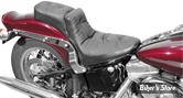 - SELLE MUSTANG - REGAL DUKE 2-UP SEAT - SOFTAIL 00/06 PNEU DE 150MM - NOIR - 75049