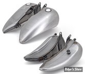 RESERVOIR d'ESSENCE - 4.1 GALLONS - ALLONGÉ DE 2" / EN DEUX PARTIES - CAPACITE : 4.1 GALLONS - BOUCHONS A VIS DOUBLE