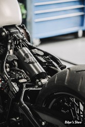 - AMORTISSEURS - SOFTAIL MILWAUKEE-EIGHT® 2018UP - SAS SIMPLIFIED AIR SUSPENSION - SUSPENSION PNEUMATIQUE SIMPLIFIEE - SAS-18
