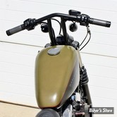 - Guidon TC. BROS - TC BROS. 1" WHISKEY HANDLEBAR - AVEC EMPREINTES - NOIR - 101-0118