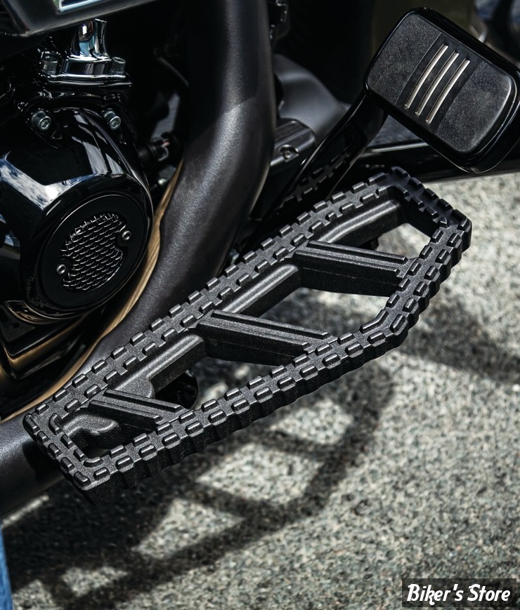 ECLATE Y PIECE N° 01 KIT PLATEFORMES KURYAKYN RIOT FLOORBOARDS POUR CONDUCTEUR FINITION