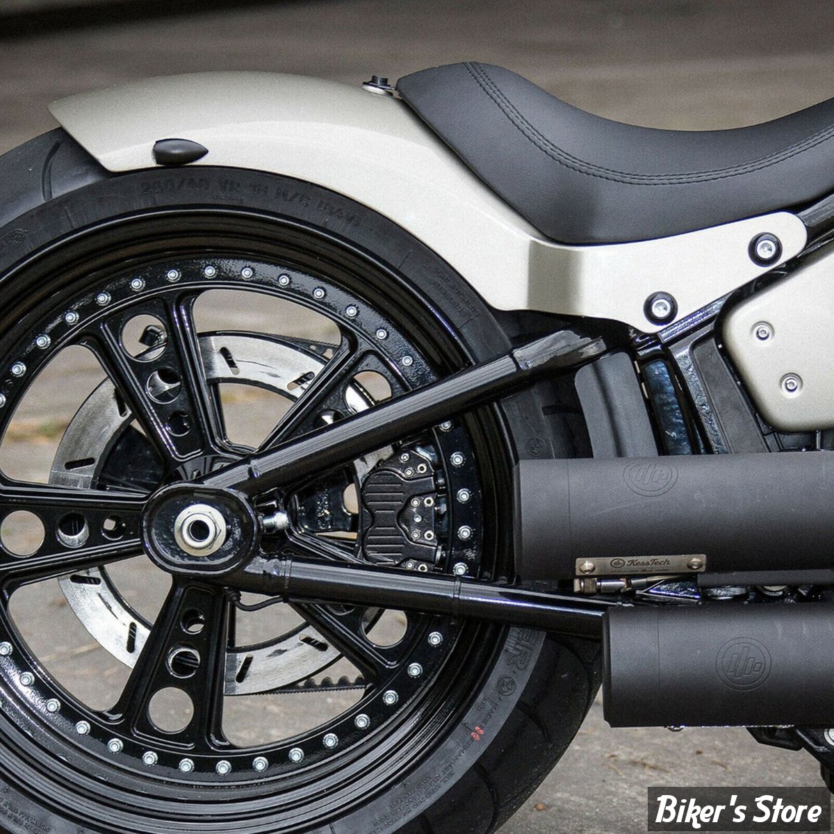 240 MM - KIT GARDE BOUE POUR PNEU DE 240 - RICK'S MOTORCYCLES - SOFTAIL M8 FLFB/S 18UP - JANTE OEM DE 8" / PNEU : 240 MM  - S8-BRF8240-K