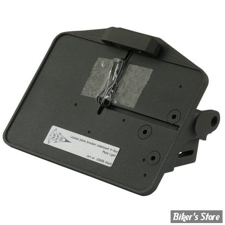 PLAQUE LATERALE - 143 X 210 - V-ROD - CPV - AVEC FEU LARGE LED - NOIR - 0365B