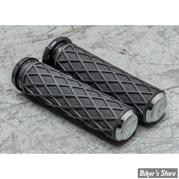 - POIGNEES - ARLEN NESS -  TIRAGE ELECTRONIQUE - DIAMOND GRIPS - CAOUTCHOUC : NOIR / EMBOUTS : CHROME - 500-008
