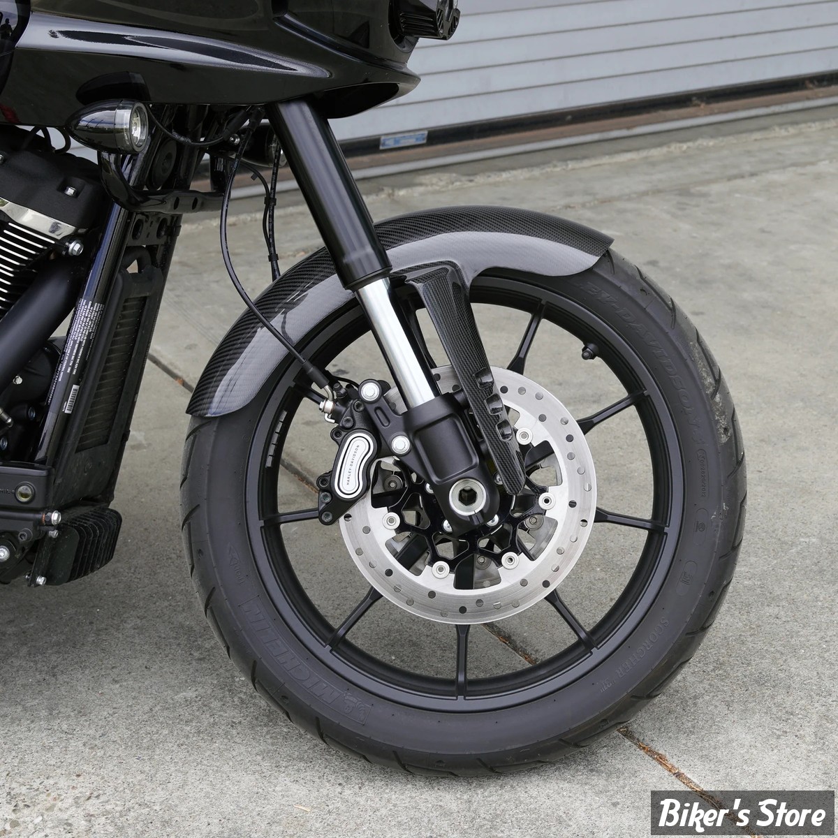 19" / 21" - GARDE BOUE AVANT POUR ROUE DE 19" ou 21" - POUR SOFTAIL MILWAUKEE-EIGHT® FXLR 18UP - ARLEN NESS - CARBON FIBER FRONT FENDER - 210-044