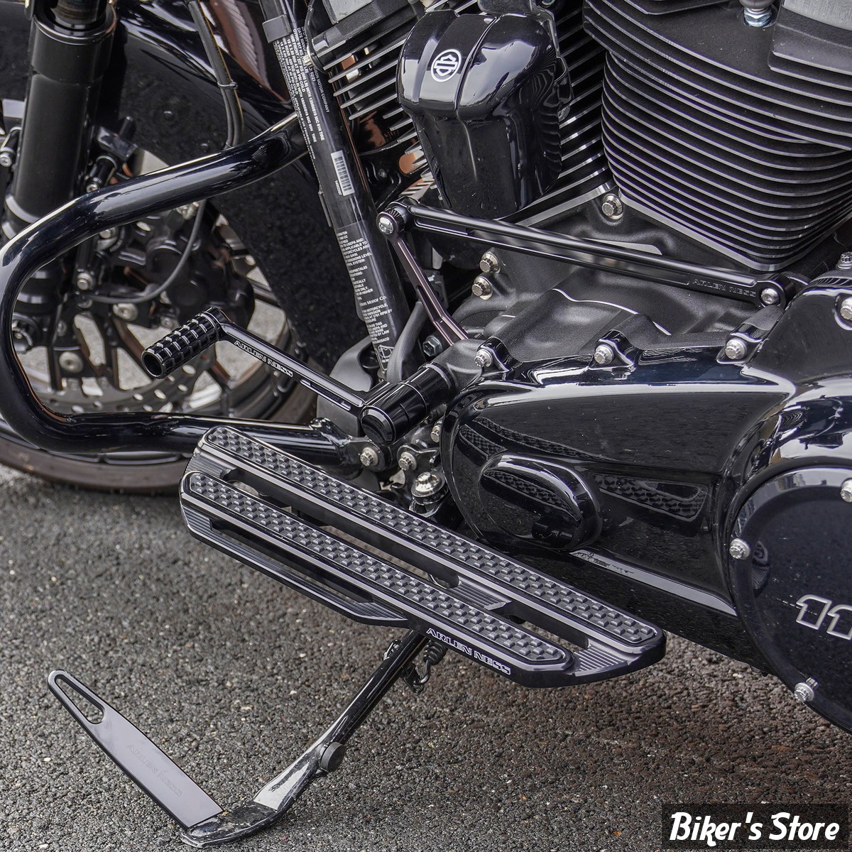  ECLATE Y PIECE N° 01 KIT PLATEFORMES CONDUCTEUR SOFTAIL 86UP