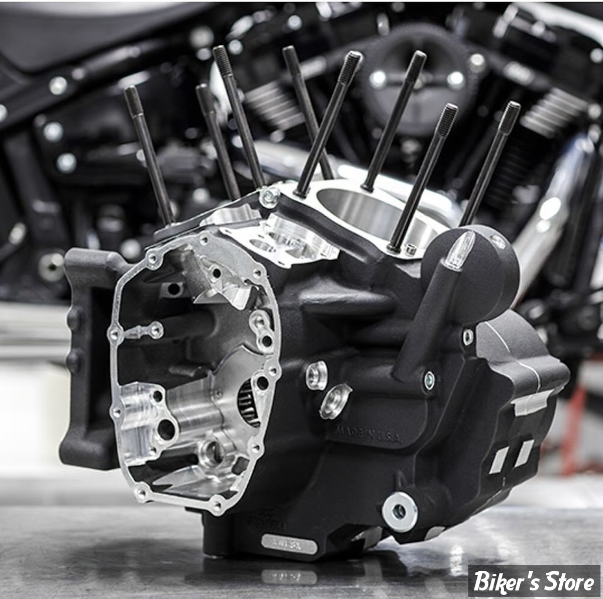 ECLATE J - PIECE N° 00 - CARTER MOTEUR - TOURING MILWAUKEE EIGHT - OEM 24400120 / 24400187 - S&S - NOIR - 310-1341