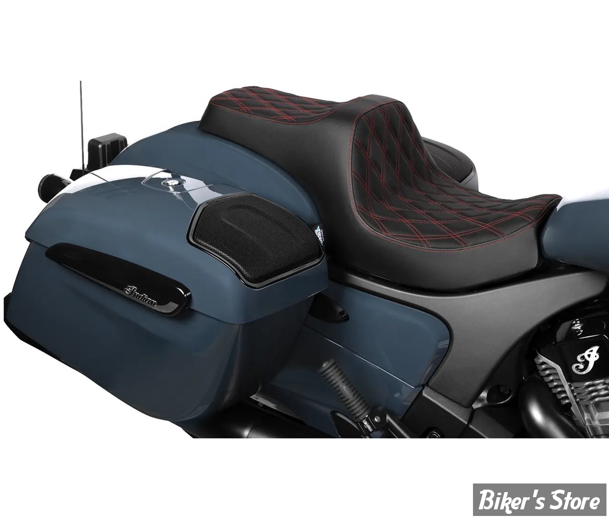 SELLE DUO - INDIAN CHALLENGER 2020UP / CHIEFTAIN 2025UP -  DRAG SPECIALTIES - PREDATOR III 2-UP SEAT - POSITION AVANCEE DE 1" - DOUBLE DIAMOND - NOIR / COUTURES : ROUGE - 4718D